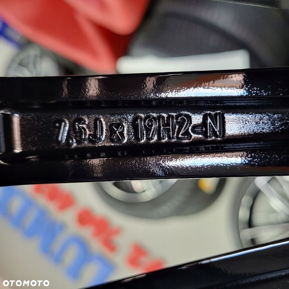 19 ORYGINAŁ MERCEDES V Klasa Vito Viano 447 AMG - 8