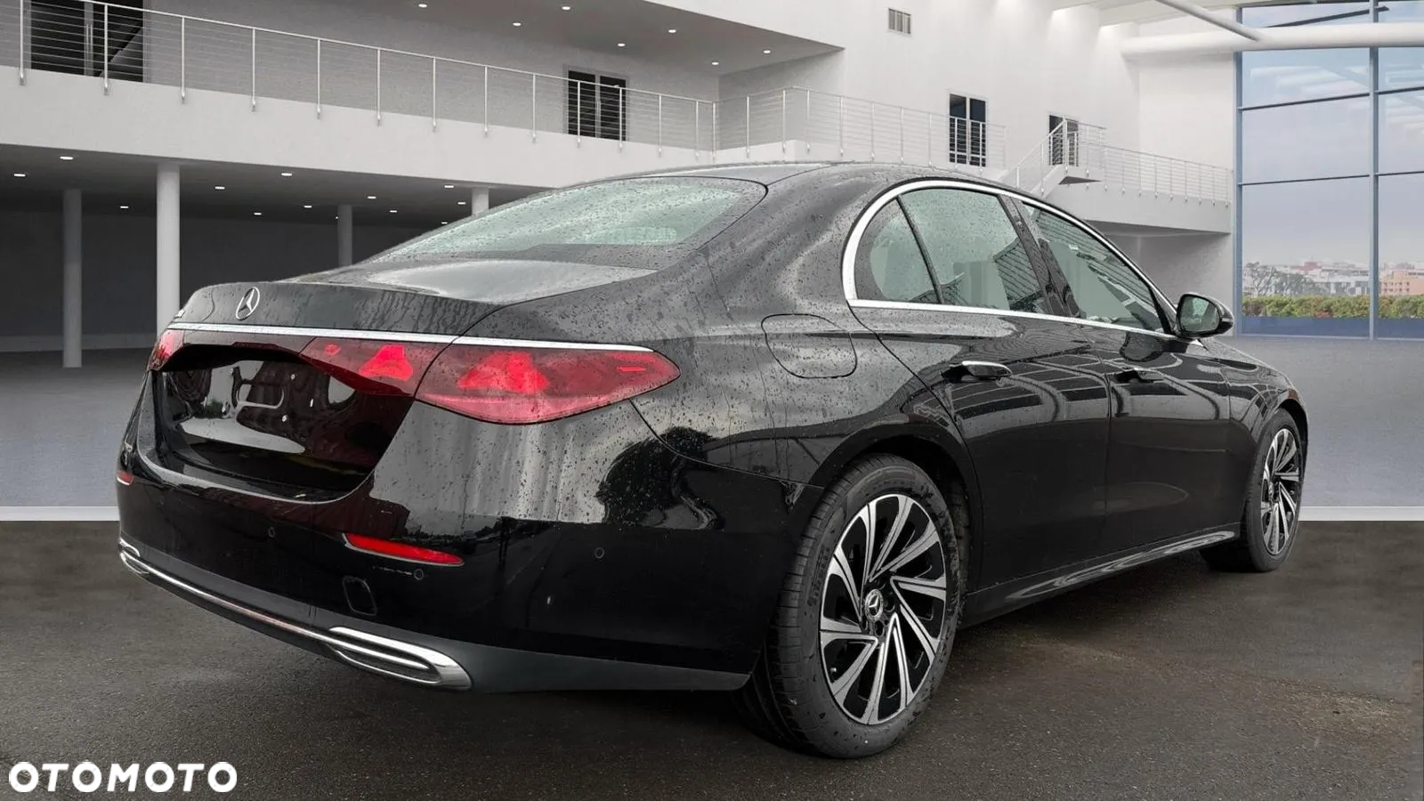 Mercedes-Benz Klasa E 220 d T 9G-TRONIC - 4