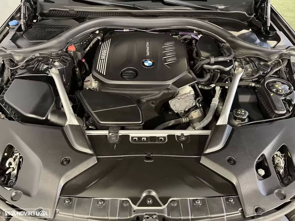 BMW 520 d Pack Desportivo M Auto - 51