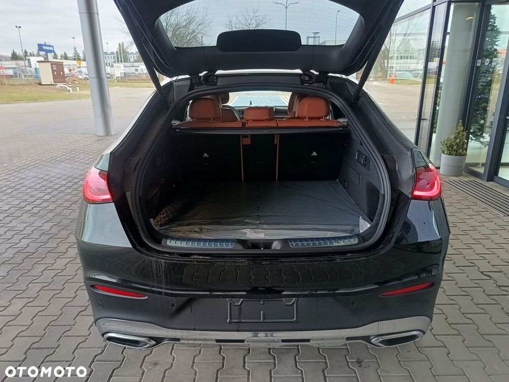 Mercedes-Benz GLC - 33