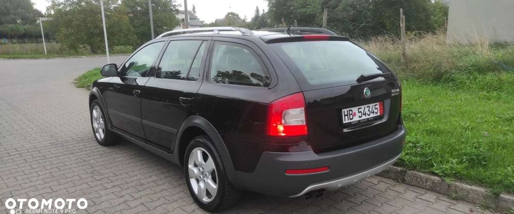 Skoda Octavia Combi 2.0 TDI DPF Scout 4x4 - 40