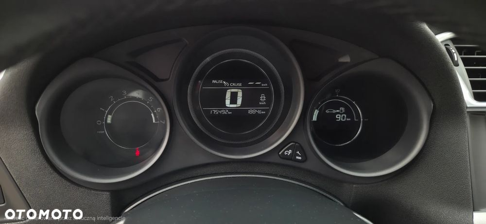 Citroën C4 PureTech e-THP 130 Exclusive - 28