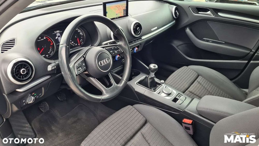 Audi A3 Sportback - 8