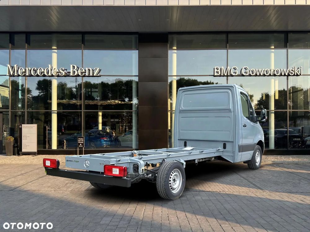 Mercedes-Benz Sprinter 317 4325 - 5