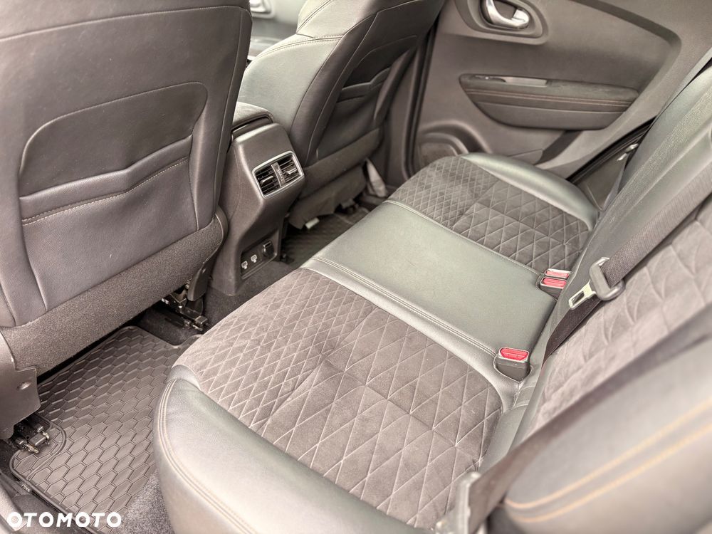 Renault Kadjar TCe 140 EDC GPF BLACK EDITION - 19