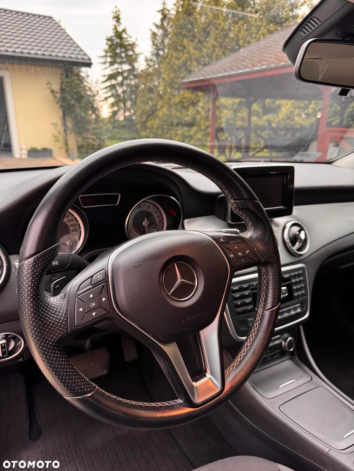 Mercedes-Benz CLA 250 7G-DCT - 7