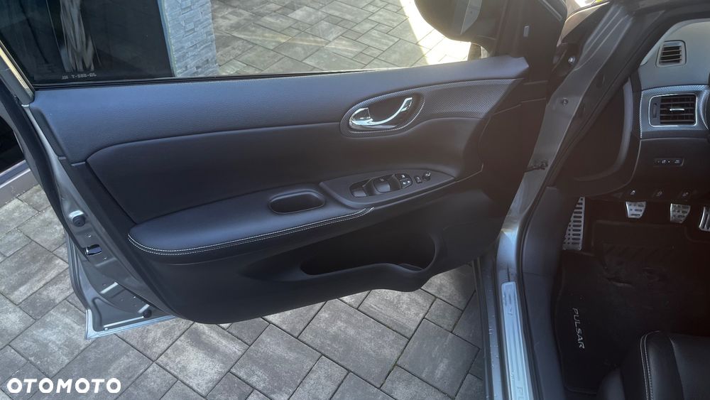 Nissan Pulsar 1.6 DIG-T Tekna - 10