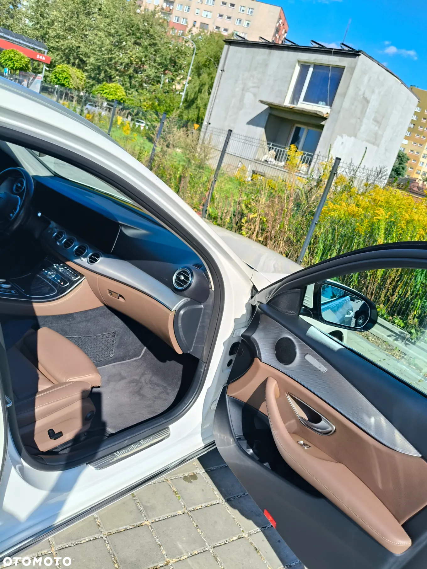 Mercedes-Benz Klasa E - 15