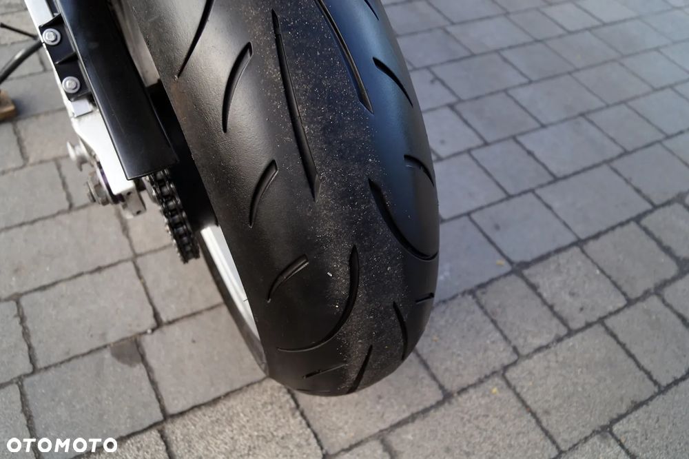 Suzuki GSX-R - 14