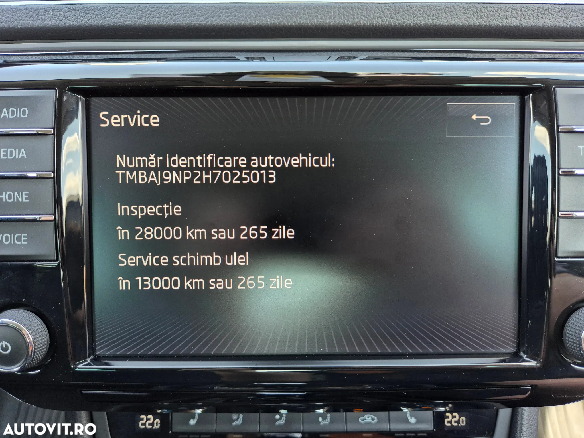 Skoda Superb 2.0 TDI DSG Style - 8