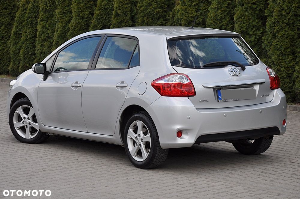 Toyota Auris 1.33 VVT-i Terra Start - 14