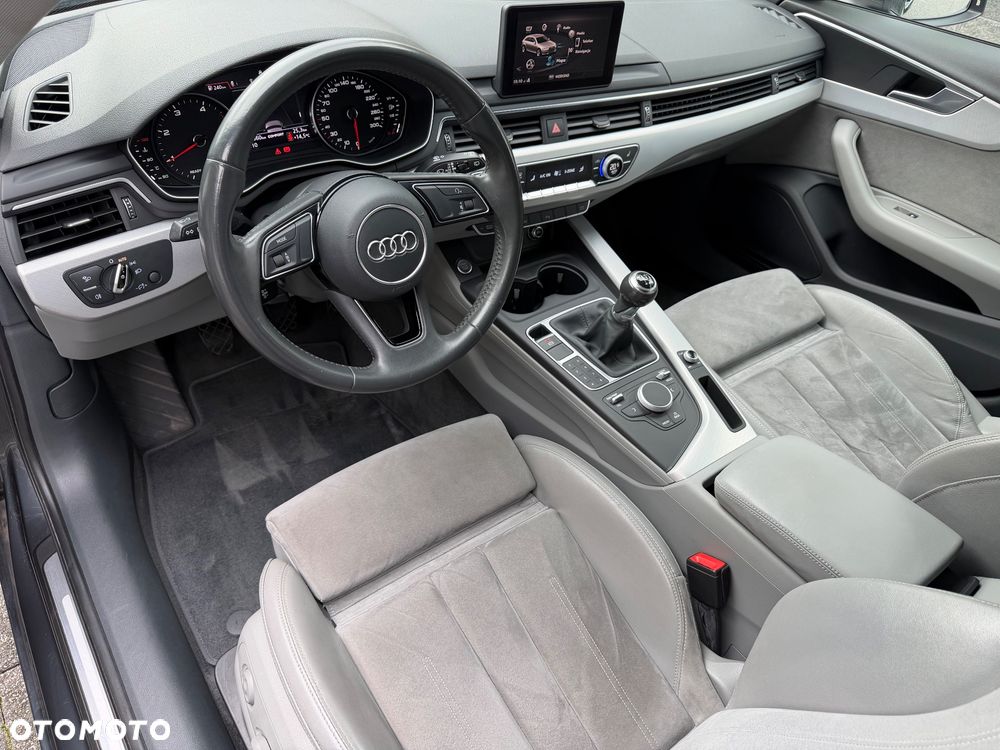 Audi A4 Avant 2.0 TDI ultra sport - 23