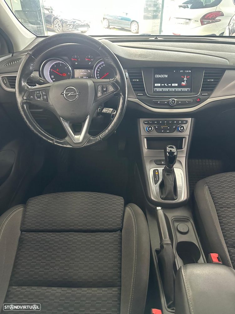 Opel Astra Sports Tourer 1.5 D S&S Auto Business Edition - 10