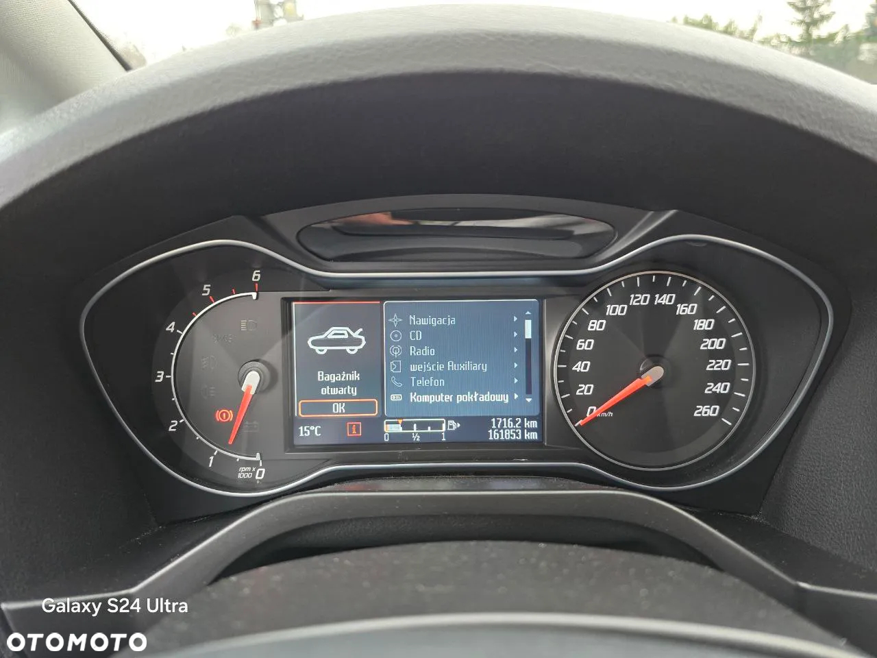 Ford S-Max 2.0 TDCi DPF Titanium - 24