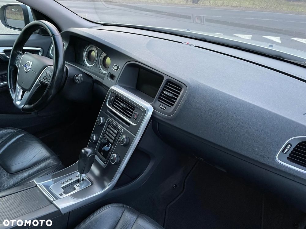 Volvo V60 - 15