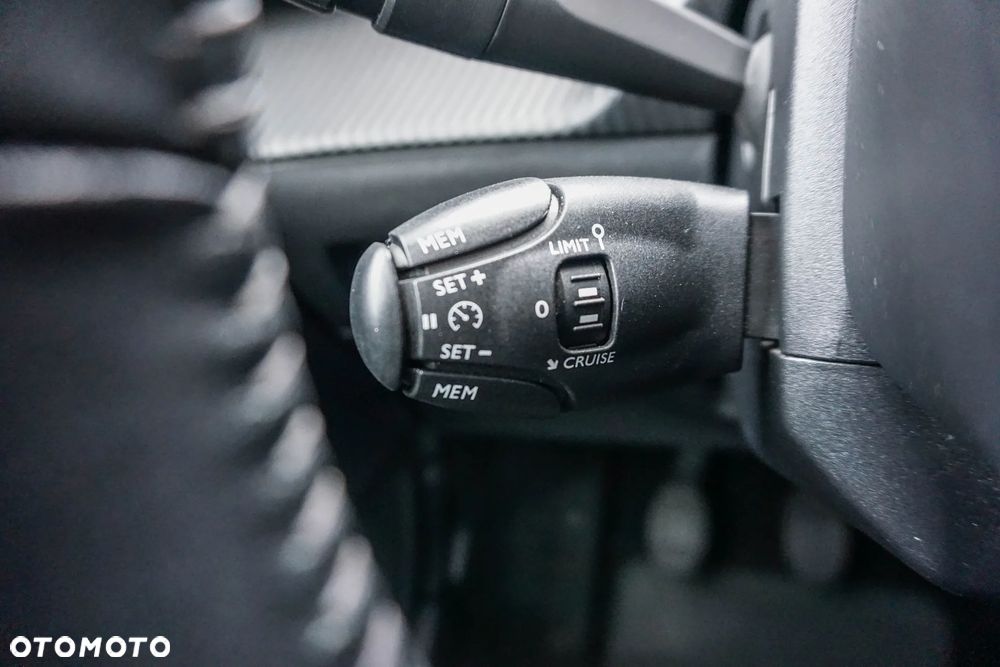 Peugeot 208 1.2 PureTech Active S&S - 14
