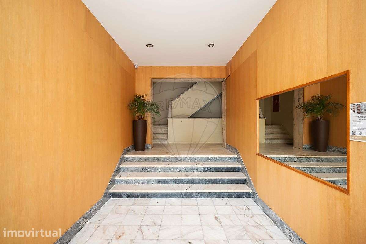 Apartamento T2 para arrendamento - Grande imagem: 2/25