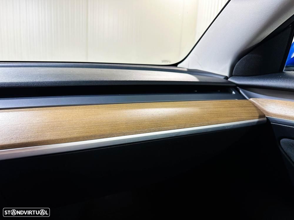 Tesla Model 3 Long Range AWD Dual Motor - 31
