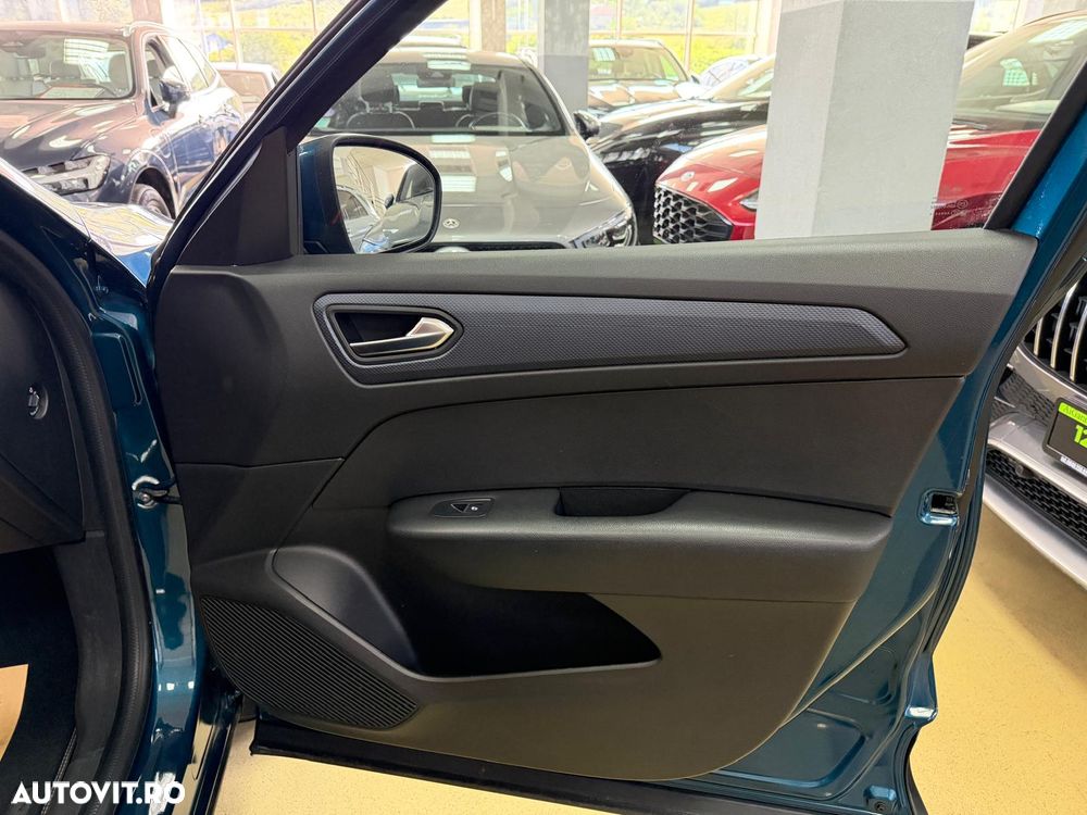 Renault Arkana E-TECH Full 145 Techno - 17