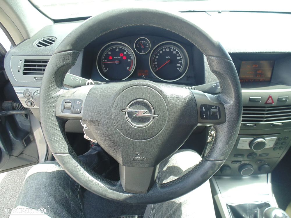 Opel Astra Caravan 1.7 CDTi Cosmo - 24