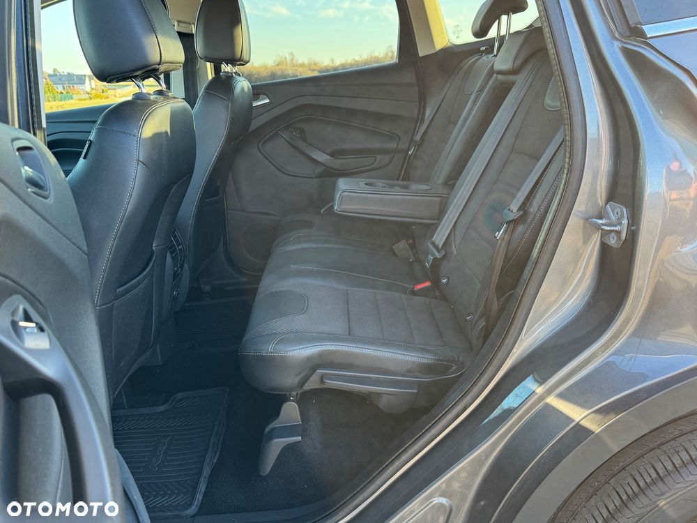 Ford Kuga 2.0 TDCi 4x4 Titanium - 10