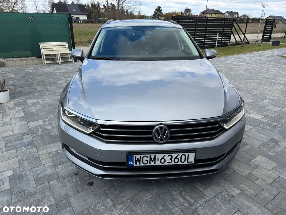 Volkswagen Passat 2.0 TDI SCR DSG Comfortline - 16