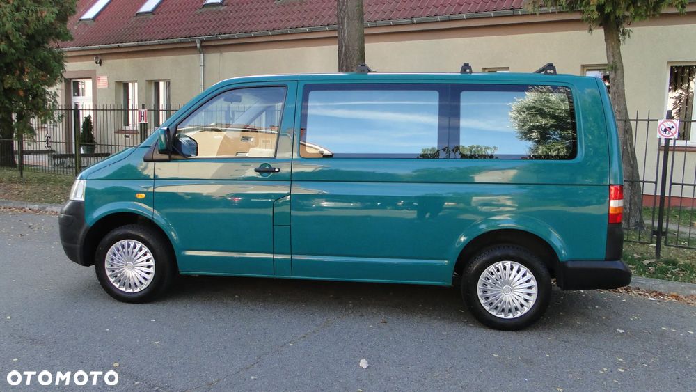 Volkswagen Transporter - 3