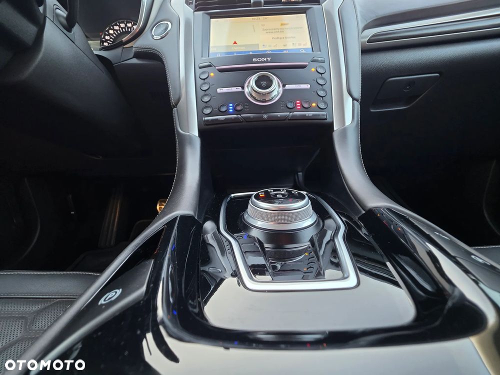 Ford Mondeo 2.0 EcoBlue Vignale - 27