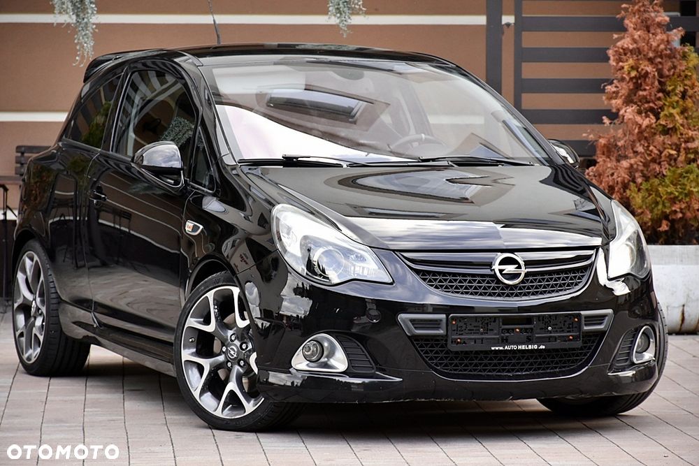 Opel Corsa 1.6 Turbo OPC - 1