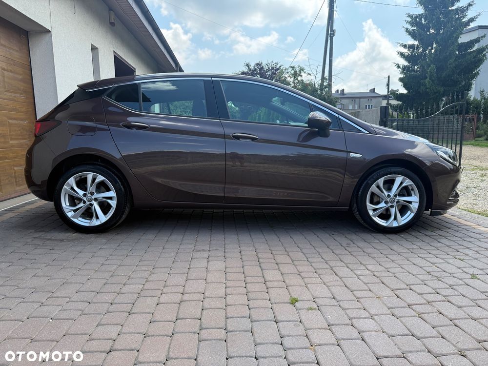 Opel Astra 1.4 Turbo Innovation - 11