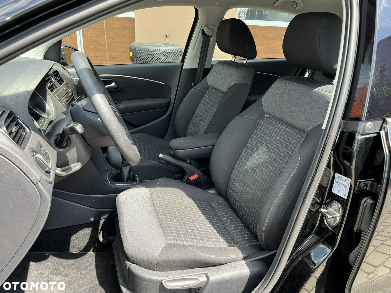 Volkswagen Polo - 15