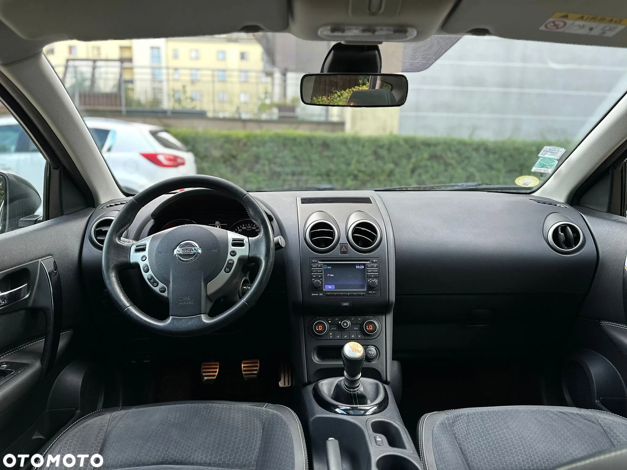 Nissan Qashqai 1.6 dCi TEKNA+ - 25