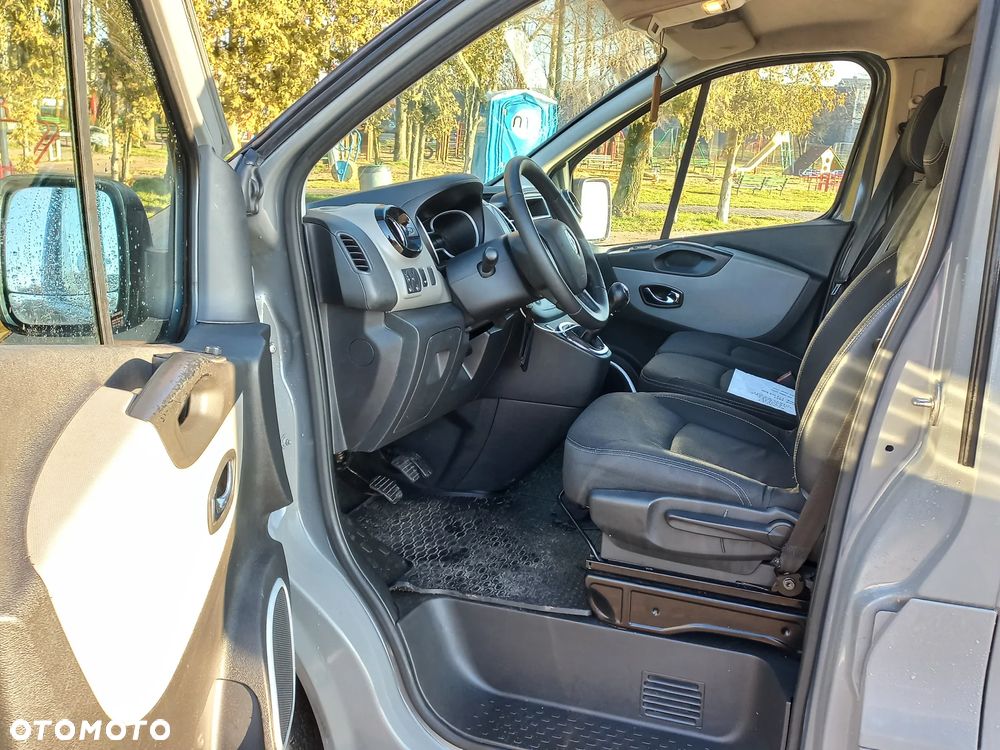 Renault TRAFIC - 8