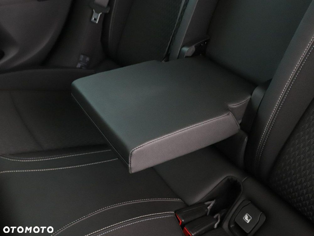 Opel Astra 1.4 Turbo Innovation - 36