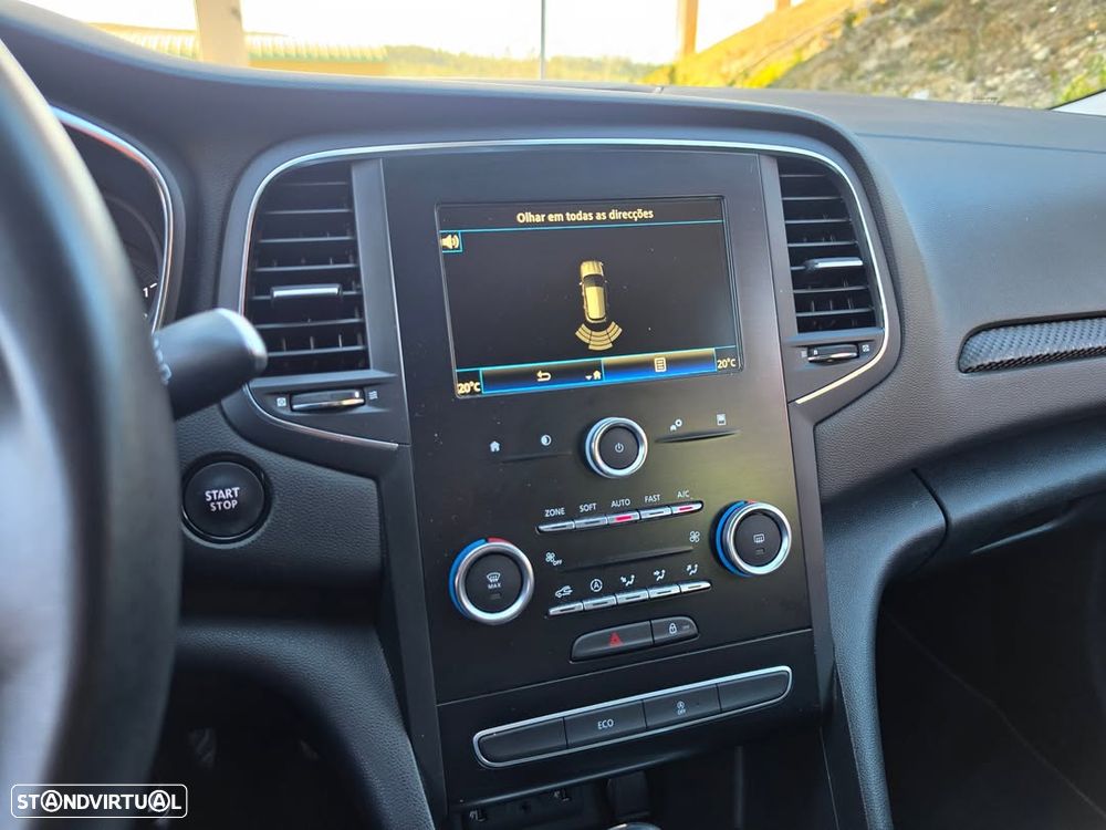 Renault Mégane 1.5 Blue dCi Limited - 9