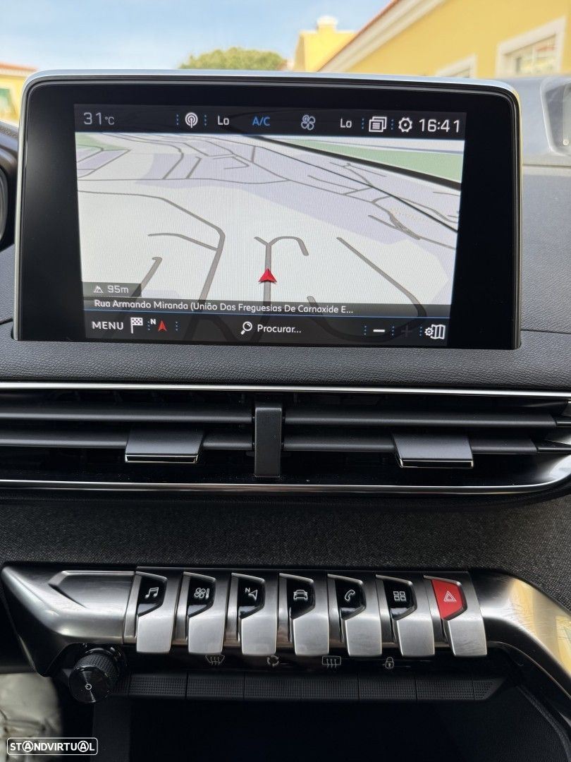 Peugeot 5008 1.2 PureTech GT Line EAT8 - 21