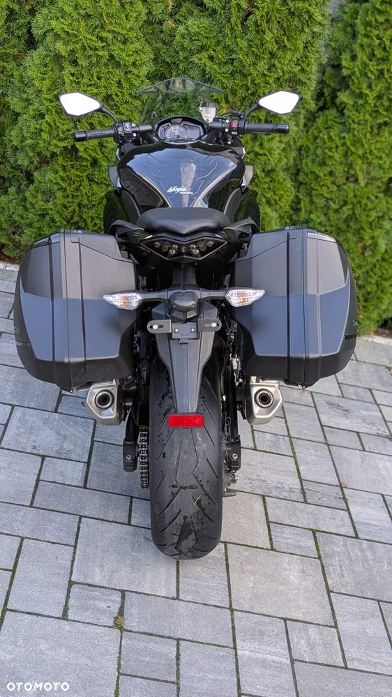 Kawasaki Ninja 1000 SX - 11