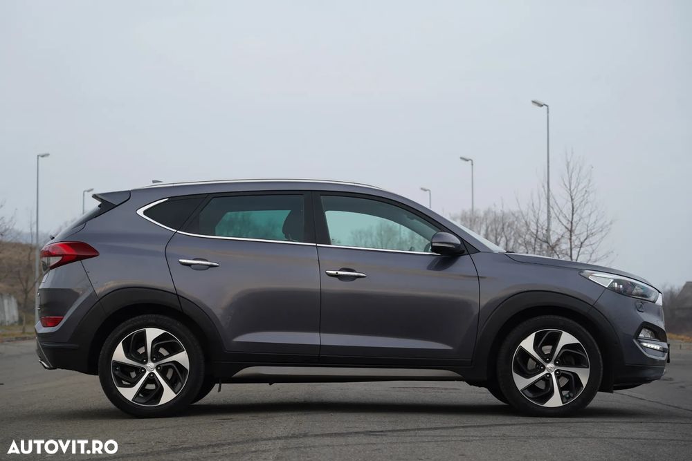 Hyundai Tucson 2.0 CRDI 4WD 6AT Luxury+ - 22