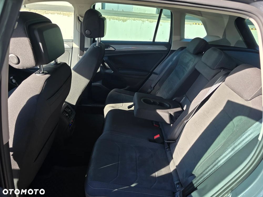 Volkswagen Tiguan 2.0 TDI SCR 4Mot Elegance DSG - 20