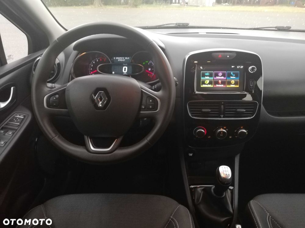 Renault Clio - 8
