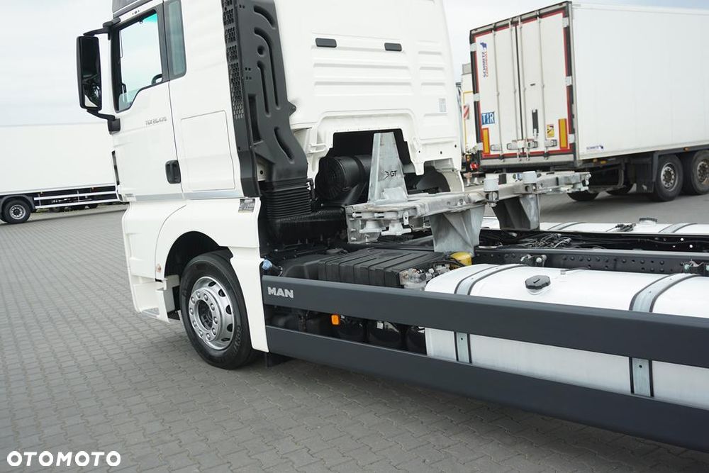 MAN TGX / 26.470 / ACC / E 6 / XXL /  BDF  7,15 M , 7,45 M , 7,82 M - 38