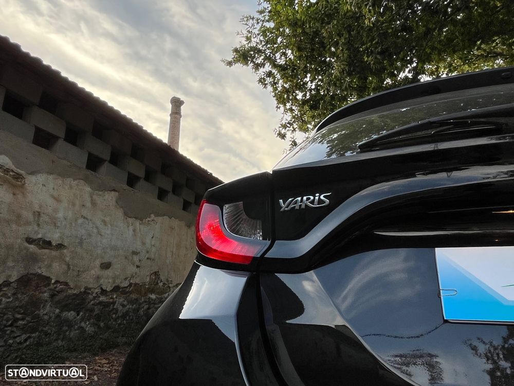 Toyota Yaris 1.5 HDF Comfort Plus - 18