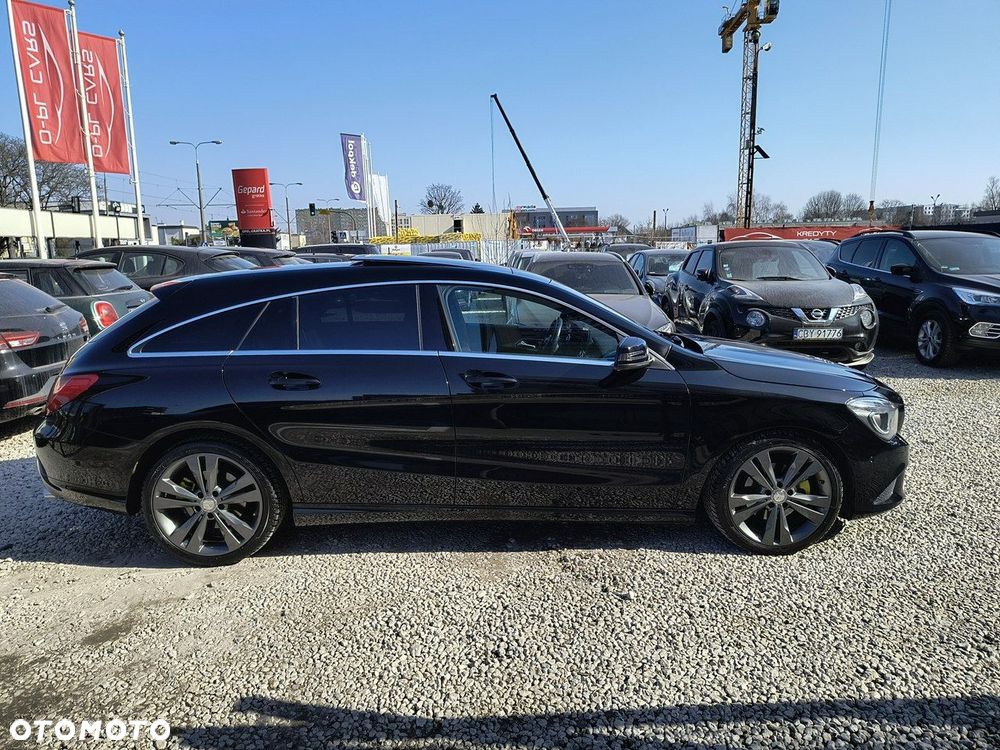 Mercedes-Benz CLA 180 Peak Edition - 6