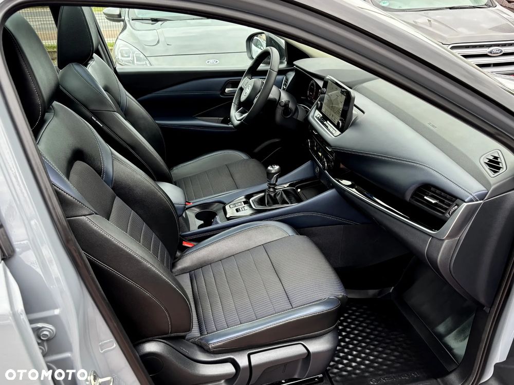 Nissan Qashqai 1.3 DIG-T mHEV Premiere Edition - 19