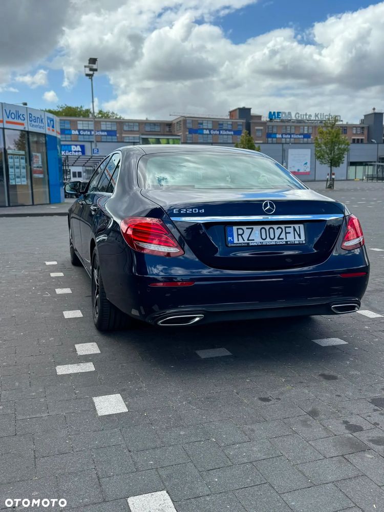 Mercedes-Benz Klasa E 220 d 9G-TRONIC Avantgarde - 3