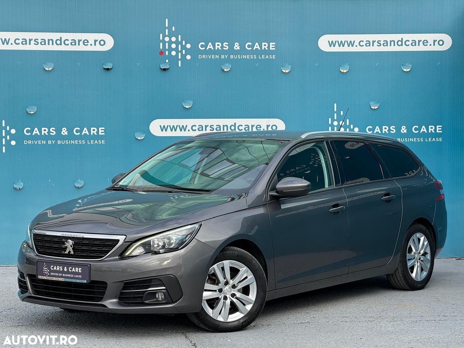 Peugeot 308 - 1