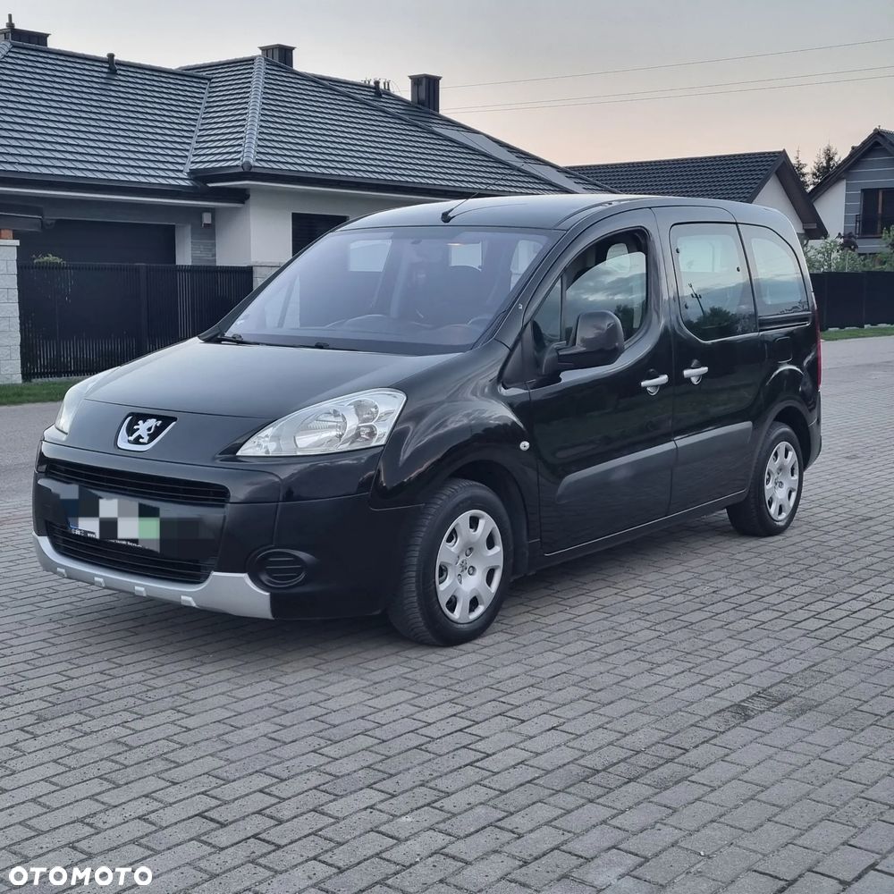 Peugeot Partner 110 Tendance mit Familien-Paket - 1