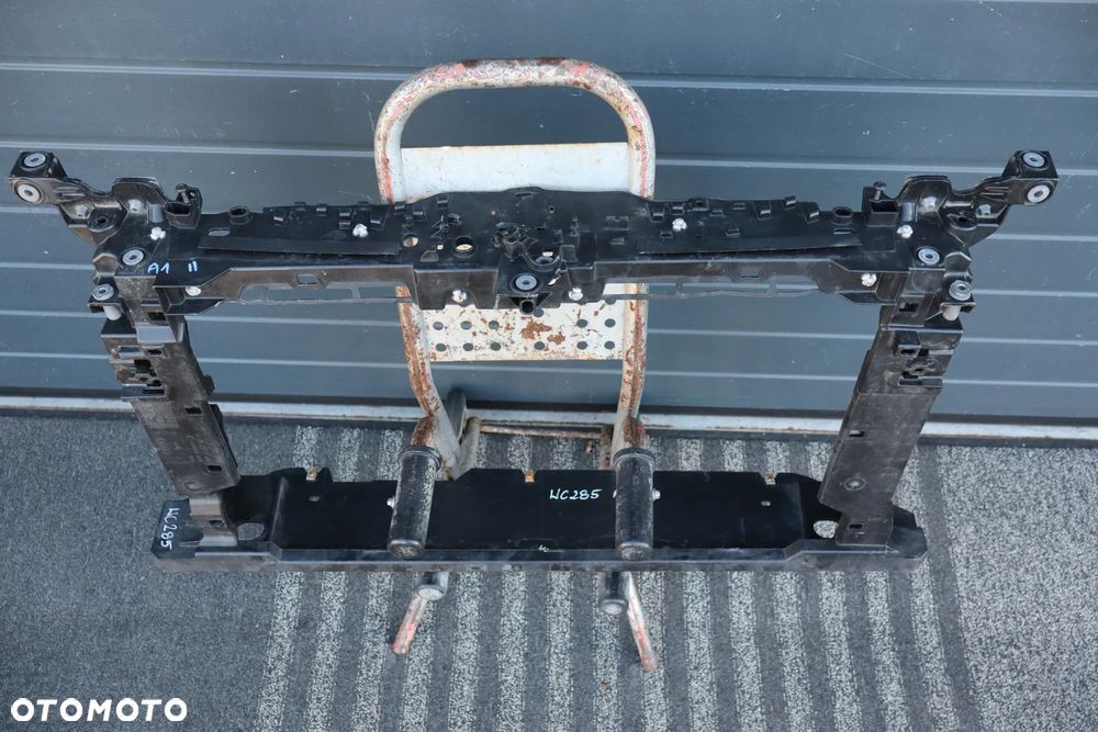 PAS PRZEDNI PRZÓD WZMOCNIENIE CZOŁOWE AUDI A1 II 82A 82A805588 2018 - 12
