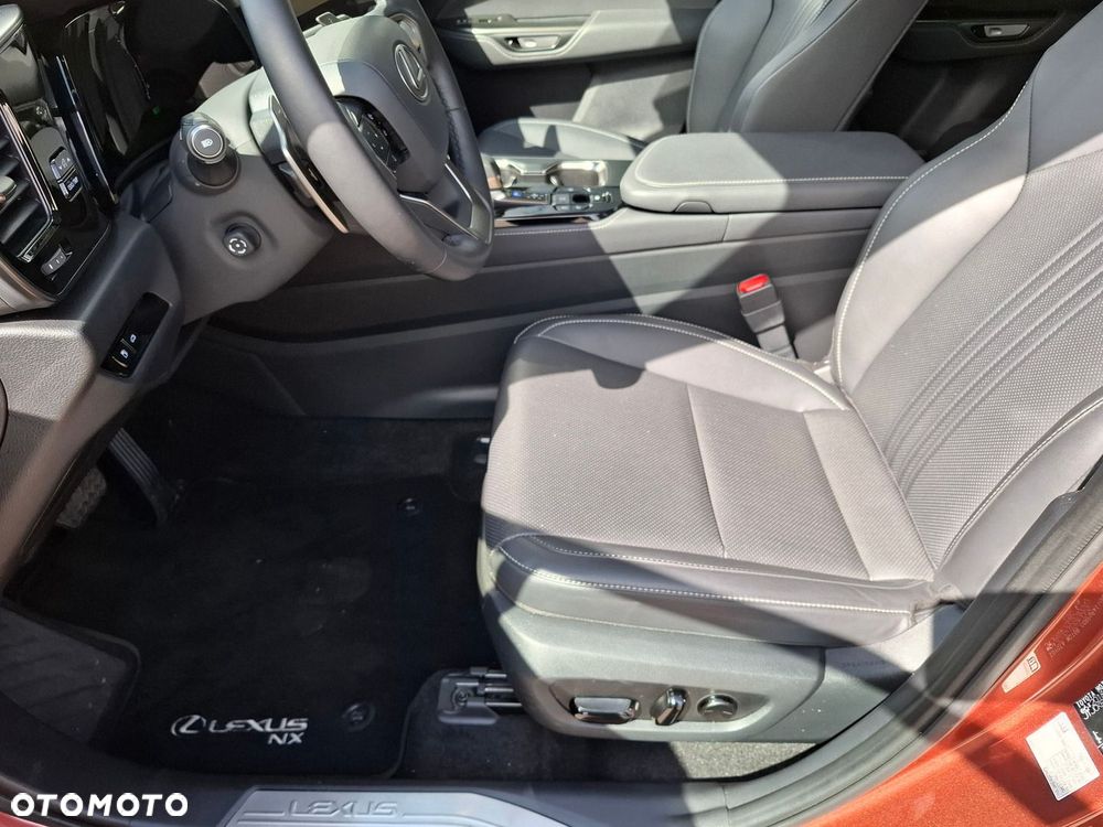Lexus NX 350h Prestige AWD - 14