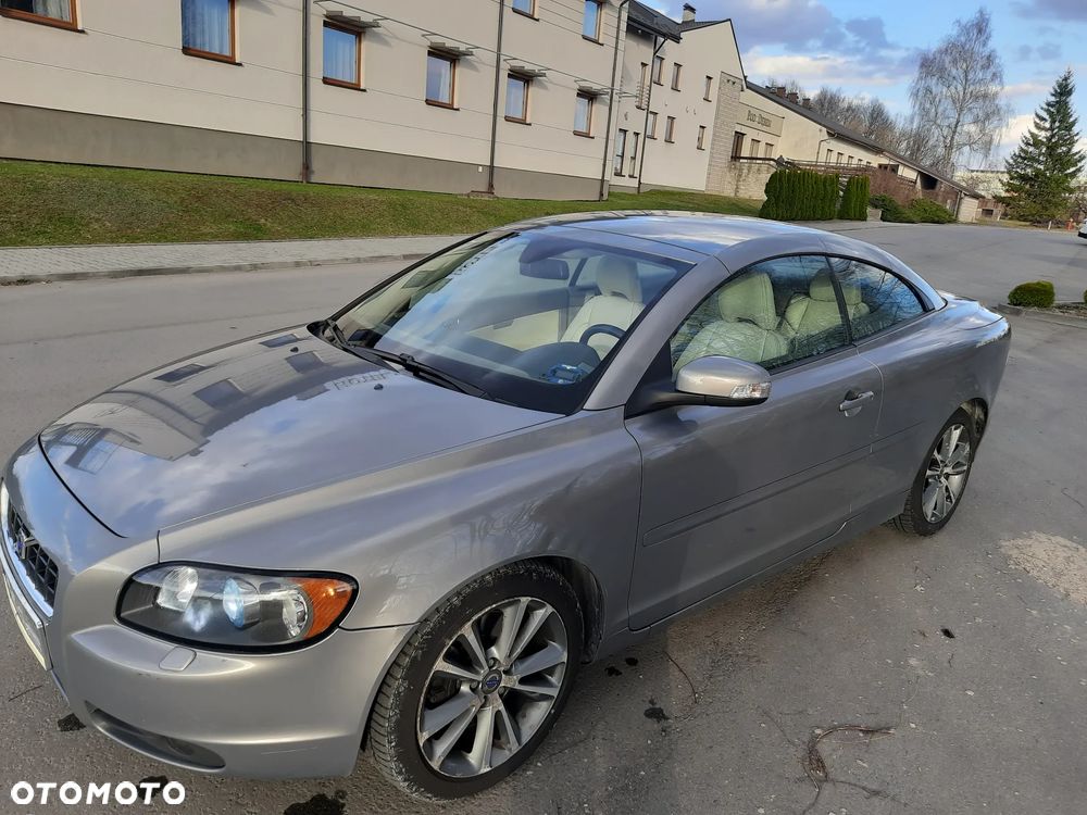 Volvo C70 2.4i Summum - 24
